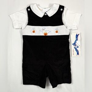 NWT SILLY GOOSE Baby Boys' Black Corduroy Hand Smocked Ghost Shortalls Size 12M